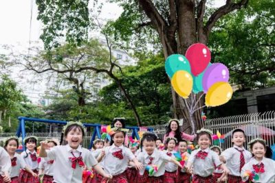 🎓 KHOẢNH KHẮC KỈ YẾU– NƠI YÊU THƯƠNG GỌI TÊN KỶ NIỆM 🎓